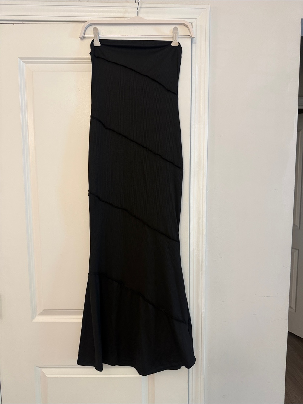 Strapless- fit and flare dress- size small🩷